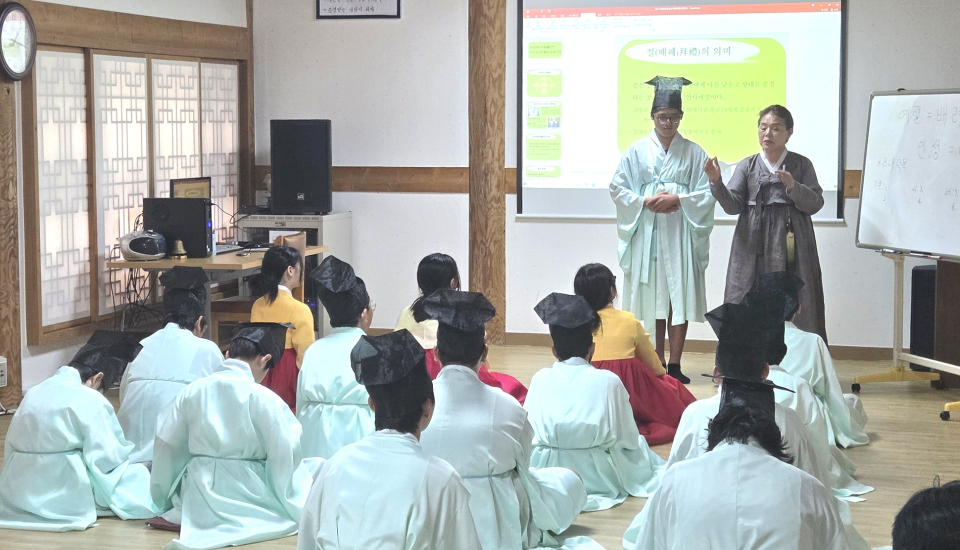 울산 북구지회가 2025년 청소년 효사랑 교육을 실시했다.