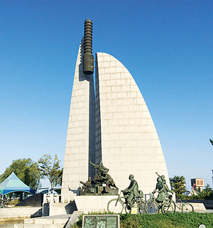 [인문학 여행 역사의 길을 걷다 109] 진포대첩을 아시나요 “조선 수군 전술 모델 된 해전… 이순신도 활용”