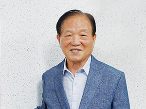 이공진 대한노인회 전북 고창군지회장 “노인에게 건강‧경제력‧정서 생활 등 필요… 고전 공부 도움”