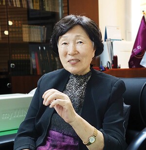 김금자 대한노인회 대전 대덕구지회장 “가급적 베풀고, 봉사도 하시고, 시대에 뒤처지지 마시길…”