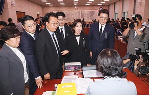 [백세시대 / 뉴스브리핑] ‘역대 최악’ F학점 받은 올해 국정감사… 정쟁의 장으로 만든 여야 반성해야