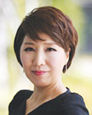 [백세시대 금요칼럼] 보내는 자와 떠나는 자 / 이호선