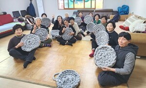 대한노인회 전남 광양시지회, 핑거니팅 방석 만들기 실시