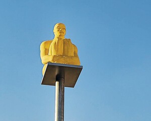 [디카시 산책] 내 생각에만 골몰할 때에도